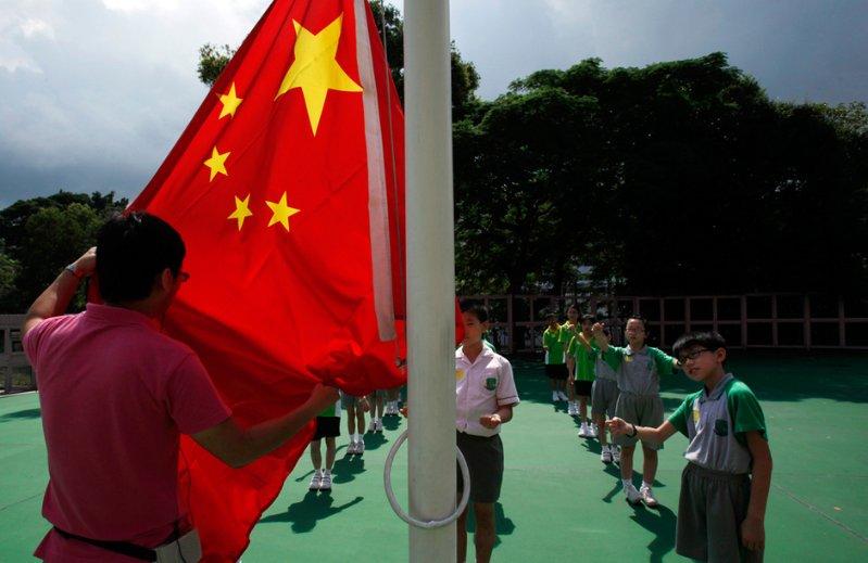 有了孩子老公是不是就不爱我了?我不想让他的爱分给别人-有问必答平台,解答你的疑问